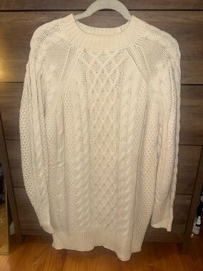 Women's Cream Cable Knit Crewneck Sweater (Sweaterdress)